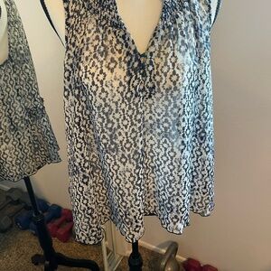 Canyon River Blues Navy and White Patterned Blouse